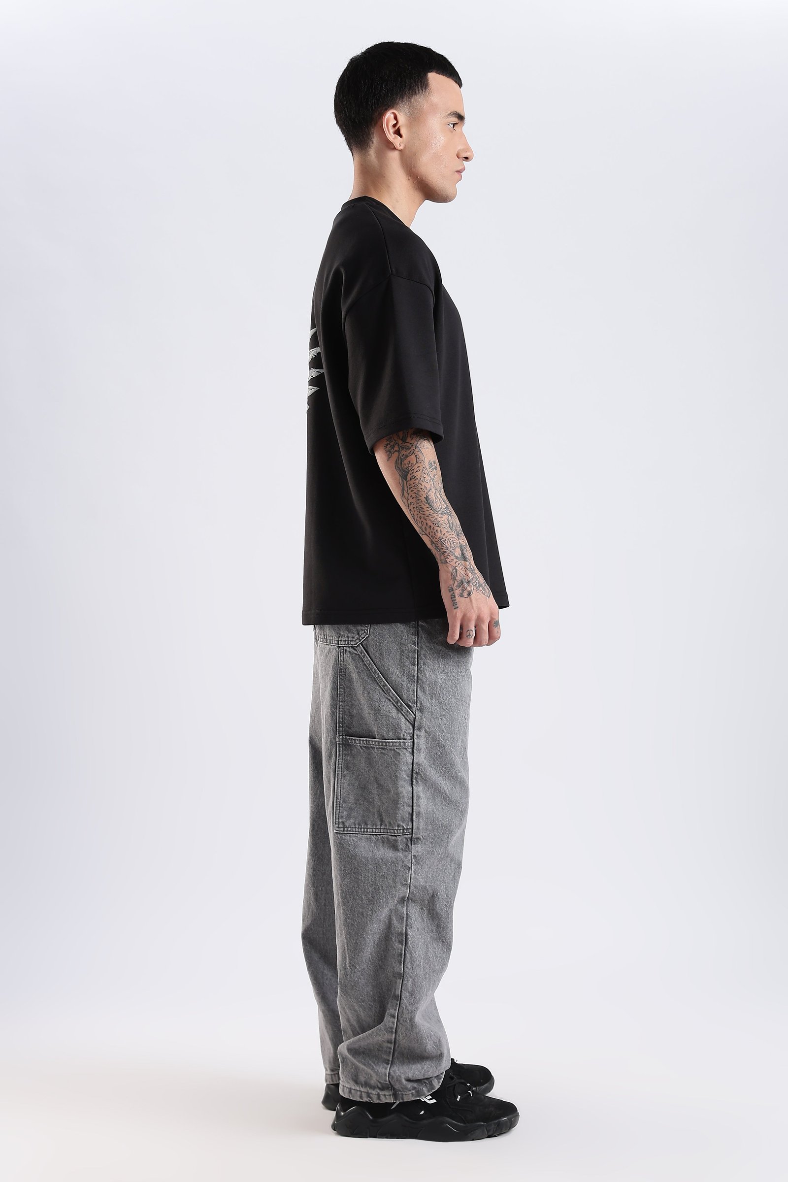 Black printed tshirt